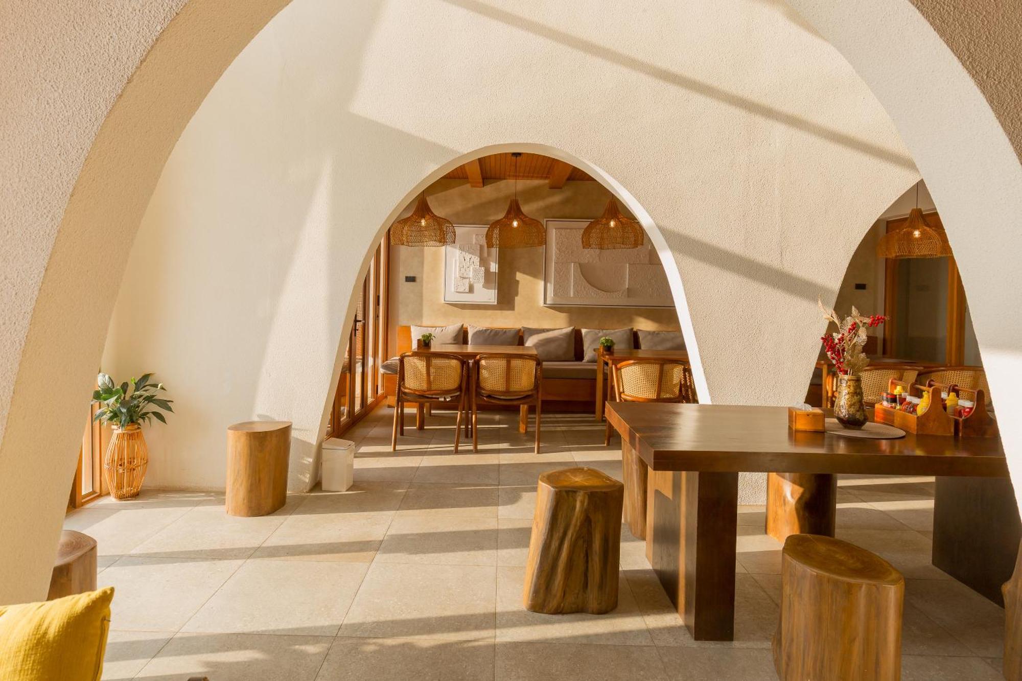 Tasana Bar And Luxury Resort Ko Lan Bagian luar foto